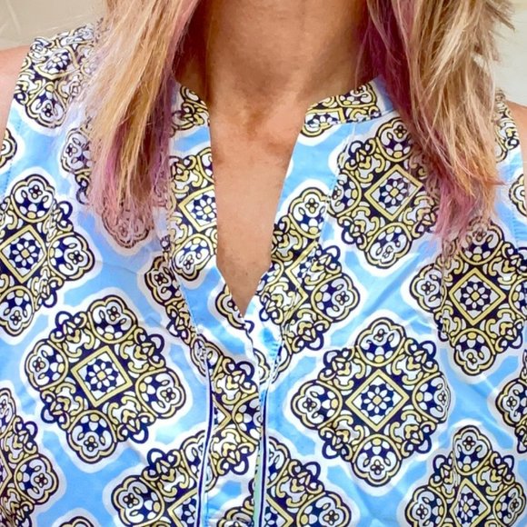 Crown & Ivy PS Sleeveless pale green and blue rayon shifty top - Picture 5 of 8